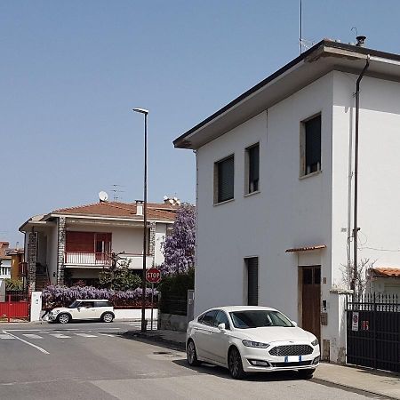 La Coccinella Guest House Pisa Exteriör bild